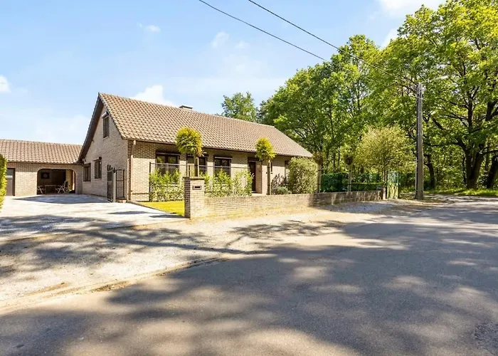Huswell - Holiday Home In The Greenery Of Limburg